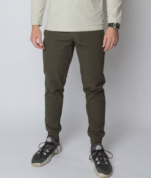Carrier Traveler Joggers(New)